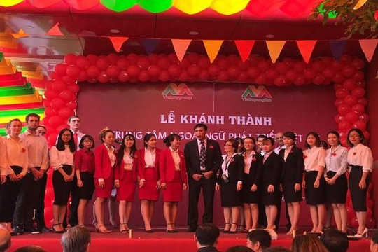 Xây dựng môi trường dạy và học tiếng Anh chuẩn cho người Việt Nam