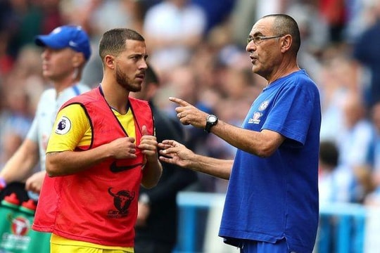 Maurizio Sarri tiết lộ Eden Hazard rất phù hợp đá chính trong cuộc đụng độ Arsenal  