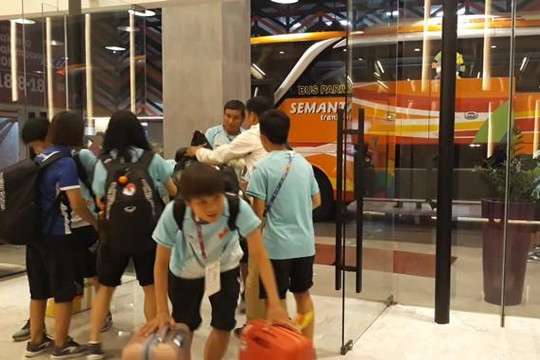 Đội tuyển nữ Việt Nam bất ngờ chuyển chỗ ở trước ngày thi đấu với Thái Lan 