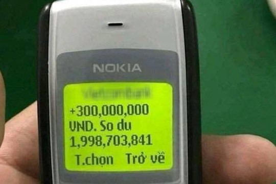 Tân sinh viên xài ĐTDĐ Nokia 2 trăm ngàn khoe tài khoản 2 tỉ bị bóc mẽ