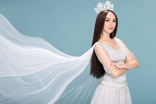 Hoa hậu Ngọc Diễm khoe nhan sắc sau 10 năm đăng quang