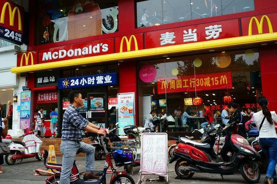 Dân Trung Quốc tẩy chay McDonald's, Starbucks của Mỹ