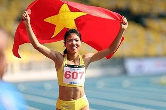 TIN VUI: Bùi Thị Thu Thảo giành HCV nhảy xa, chiếc huy chương đầu tiên quý giá của điền kinh Việt Nam