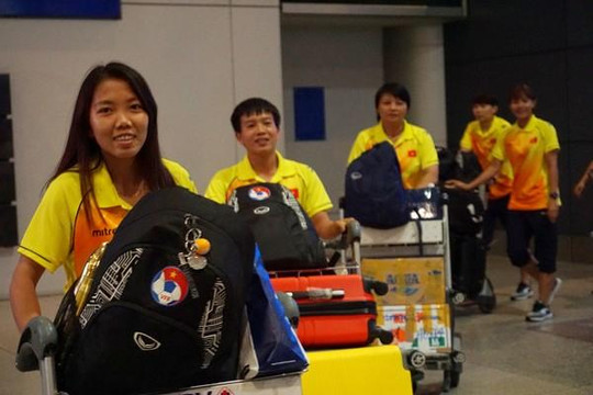 Hành trình mệt mỏi từ ASIAD của tuyển nữ Việt Nam: Bay 4 chặng, delay hết 2