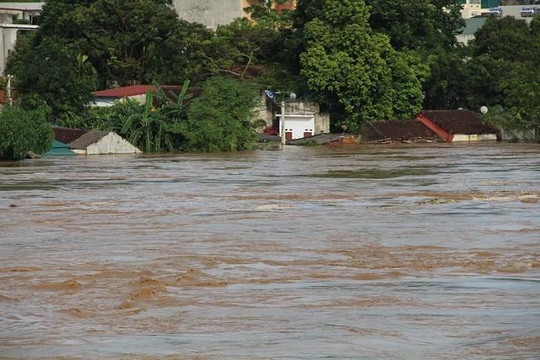 Thanh Hóa: Nhiều địa phương ngập lút nhà, cô lập hoàn toàn do mưa lũ