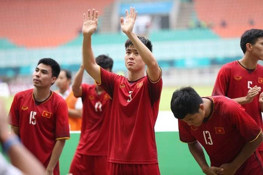 Vietcombank thưởng đội tuyển Olympic Việt Nam 500 triệu đồng