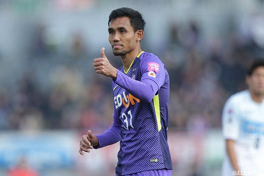 Cầu thủ Thái Teerasil Dangda nhận lương cao nhất J.League 1