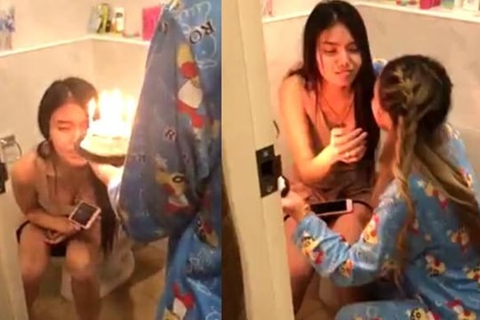 Clip cô gái ngủ gật đón sinh nhật trong nhà vệ sinh, chưa kịp mặc quần