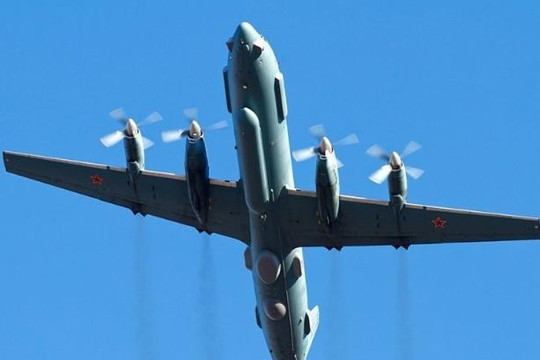 Máy bay do thám Il-20 của Nga mất tích trên không phận Syria khi Israel tấn công Latakia