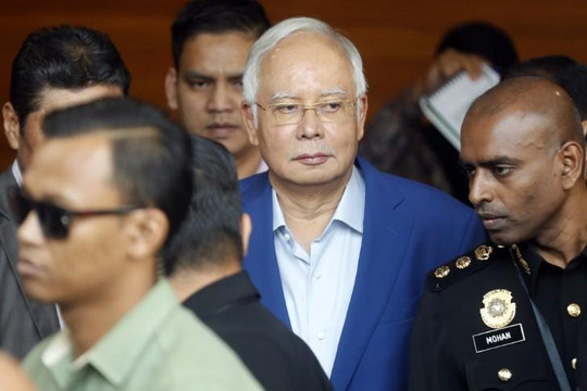 Cựu Thủ tướng Malaysia bị chồng thêm 21 tội lạm quyền, rửa tiền