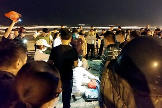 Đà Nẵng: Du khách Trung Quốc đuối nước tử vong khi tắm biển trong đêm