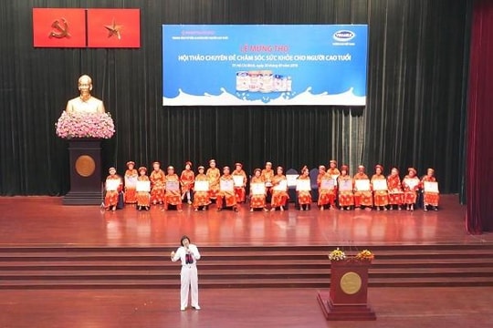 Vinamilk đồng hành tổ chức lễ mừng thọ cho 1.000 người cao tuổi