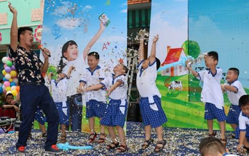 Hà Nội gia hạn thời gian đấu thầu dự án sữa học đường để lựa chọn sản phẩm chất lượng