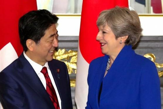 Thủ tướng Nhật Bản Shinzo Abe hoan nghênh Anh gia nhập TPP