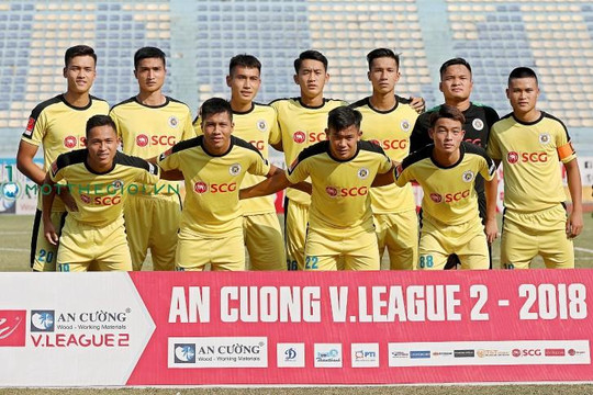 'Phù thuỷ trắng' hai lần dự World Cup hỗ trợ Hà Nội B trận play-off với Nam Định 