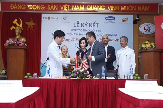 Bệnh viện Tim Hà Nội và MD1World ký kết hợp tác chương trình “Tiếng vọng từ trái tim” 