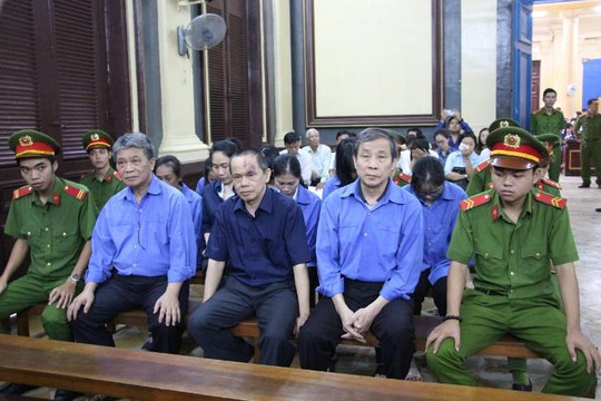 Xét xử vụ án Hứa Thị Phấn: Bị cáo tiếp tục vắng mặt