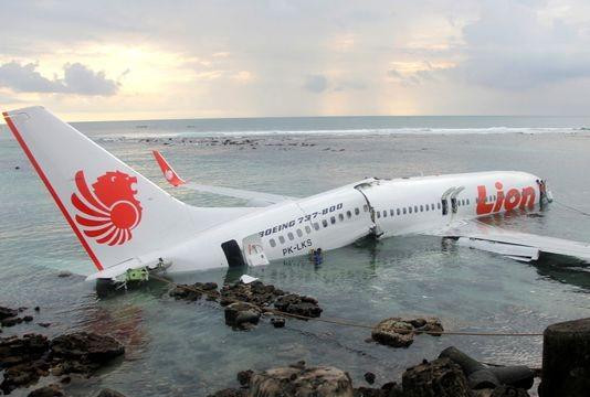 Máy bay chở 188 người của Lion Air gặp nạn ở Indonesia