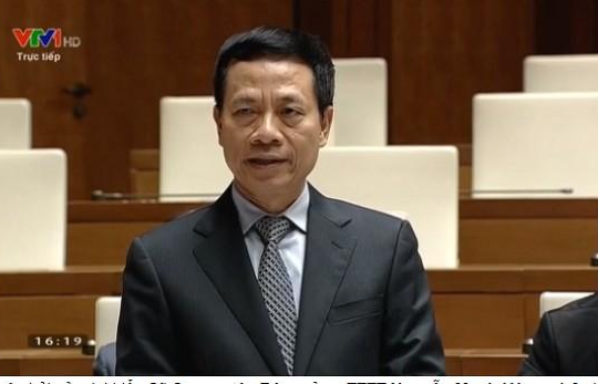 Bộ trưởng Nguyễn Mạnh Hùng: Chính quyền phải sống nhiều hơn nữa trên không gian mạng
