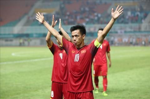 Tiền đạo Văn Quyết tiếp tục được bầu làm đội trưởng tuyển Việt Nam tại AFF Cup
