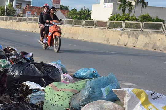 Nhà máy cứu 'vỡ trận rác' ở Quảng Ngãi lại chậm tiến độ