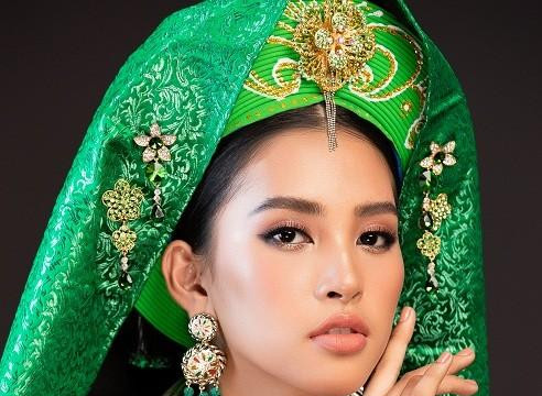 Hoa hậu Tiểu Vy gây ấn tượng khi đưa Chầu văn lên sân khấu Miss World 2018