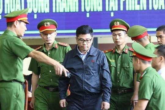 Vụ án đánh bạc nghìn tỉ: Luật sư đề nghị xem lại tội 'rửa tiền' với Nguyễn Văn Dương