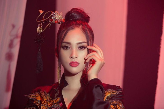 Tiểu Vy rơi khỏi top 18 thí sinh thi tài năng của Miss World 2018