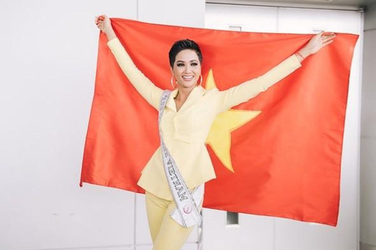 H’Hen Niê mang 12 vali tham dự Hoa hậu Hoàn vũ Thế giới 2018