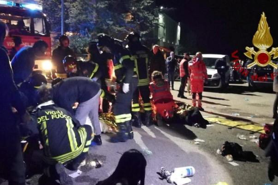 Giẫm đạp lên nhau tại một hộp đêm ở Ý, ít nhất 6 người chết