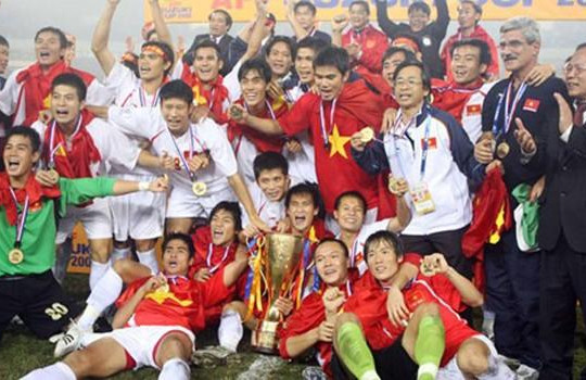 Các nhà vô địch AFF Cup 2008 tiếp lửa cho tuyển Việt Nam đấu Malaysia ở sân Mỹ Đình