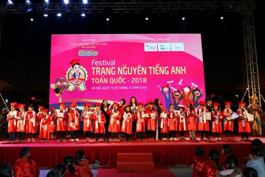 Vinh danh 36 học sinh chung kết 'Festival Trạng nguyên tiếng Anh toàn quốc 2018' 