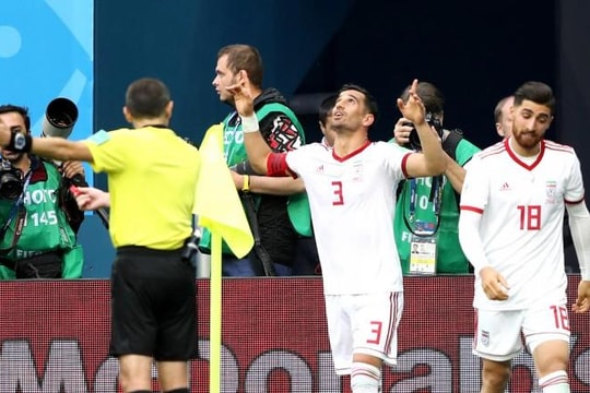 Tuyển thủ Iran ghi bàn ở World Cup: 'Muốn vô địch Asian Cup nhưng không xem thường Việt Nam'