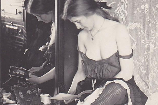 Loạt ảnh quý hiếm về những phụ nữ ‘bán hoa’ thế kỉ 19 gây tò mò