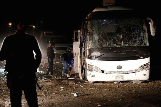 Chiếc xe buýt chở đoàn du lịch Việt đã không đi đúng lộ trình an ninh?