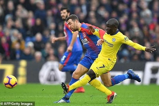 N'Golo Kante ghi bàn duy nhất, Chelsea đứng vững ở top 4 Premier League