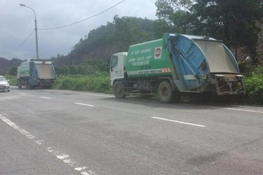 Hà Nội: Dân chặn xe rác, chính quyền yêu cầu di dời dân trước tháng 2.2019