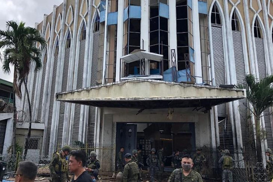 IS nhận trách nhiệm trong vụ đánh bom kép tại nhà thờ ở Philippines