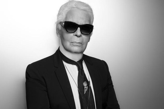 'Huyền thoại của làng thời trang' Karl Lagerfeld qua đời ở tuổi 85