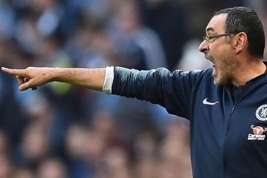 Chelsea - Tottenham: Phía sau Sarri là vực thẳm