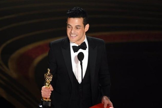 Kênh truyền hình Trung Quốc xóa cụm từ 'đồng tính nam' ra khỏi Oscar 2019