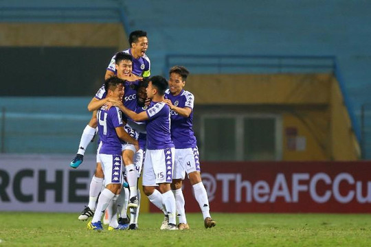 Những cột mốc quan trọng trong chiến thắng kỳ lạ của Hà Nội FC trước Naga World