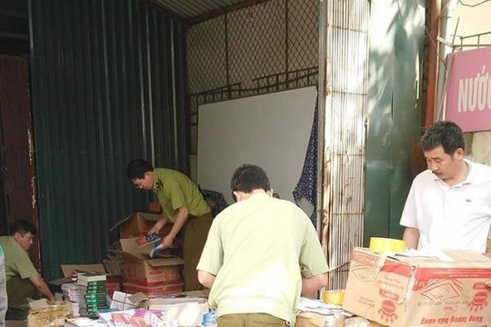 Chuyển công an điều tra vụ sách lậu tại Nam Từ Liêm, Hà Nội