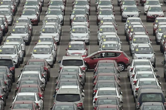 Trung Quốc tiếp tục hoãn áp thuế quan với xe và phụ tùng ô tô Mỹ