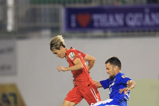 Pha bứt tốc ghi bàn của Văn Toàn được trao giải 'Bàn thắng đẹp nhất vòng 5 V.League 2019'
