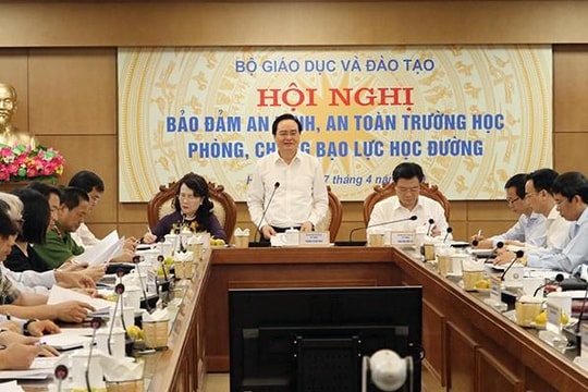 Bàn giải pháp nhằm hạn chế bạo lực học đường