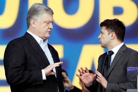 Bầu cử Tổng thống Ukraine: Hai ứng cử viên ‘so găng’ trực tiếp