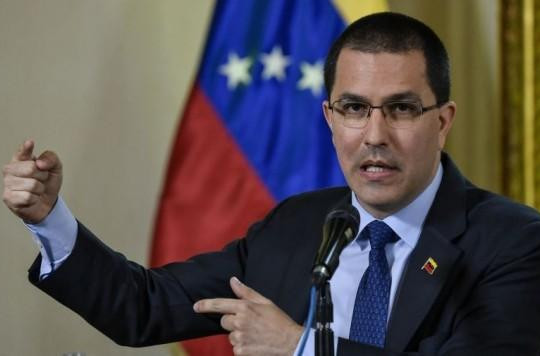 Mỹ bất ngờ tung đòn trừng phạt Bộ trưởng Ngoại giao Venezuela