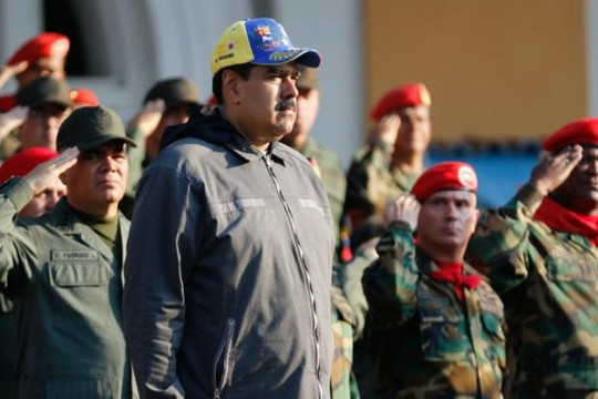 Ông Maduro sa thải hàng loạt sĩ quan quân đội Venezuela
