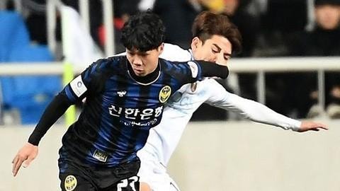 Công Phượng lần đầu được đá hết trận nhưng Incheon United vẫn thua 